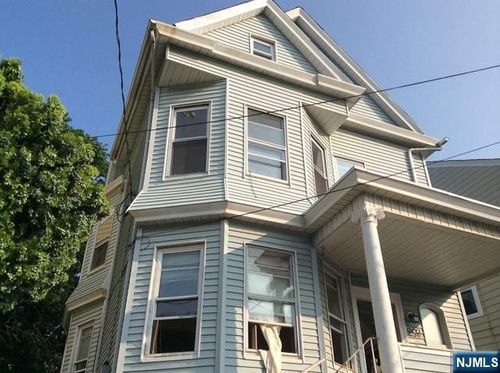 1-207 N 6th St, Prospect Park, NJ, 07508-2055 | Card Image