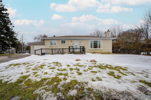 256 Church St, Markham, ON, L3P2M7 | Card Image