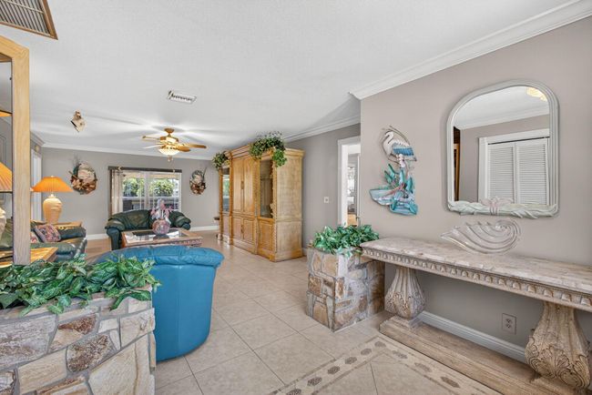 4378 Juniper Ter, House other with 3 bedrooms, 3 bathrooms and null parking in Boynton Beach FL | Image 5