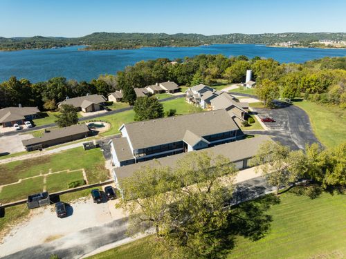 110 Kimberling Shrs, Kimberling City, MO, 65686-7418 | Card Image