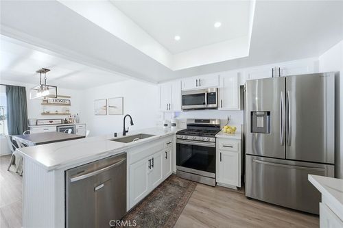 c-1669 S Heritage, Anaheim, CA, 92804 | Card Image