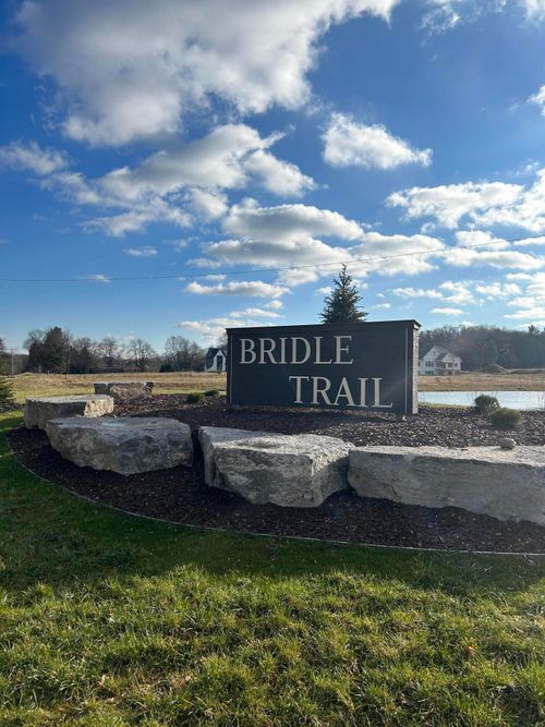 1224 Bridle Ct Se, Ada, MI, 49301-9427 | Card Image