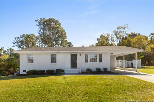 1612 Crescent Dr, Spring Lake, NC, 28390-2216 | Card Image