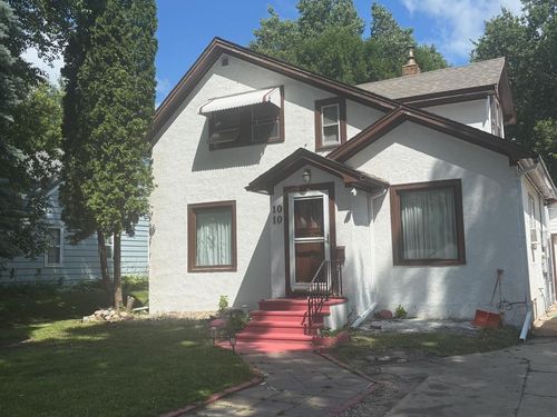 1010 Trott Ave Sw, Willmar, MN, 56201-3178 | Card Image