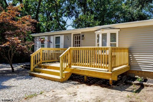426 7th St, SOMERS POINT, NJ, 08244-2031 | Card Image