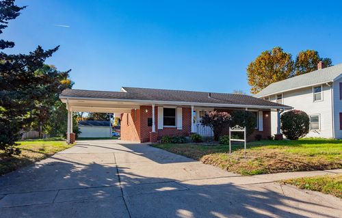 607 E Euclid Ave, Des Moines, IA, 50313-4556 | Card Image