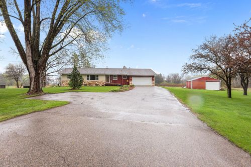13620 Vinewood Ln N, Dayton, MN, 55327-9403 | Card Image