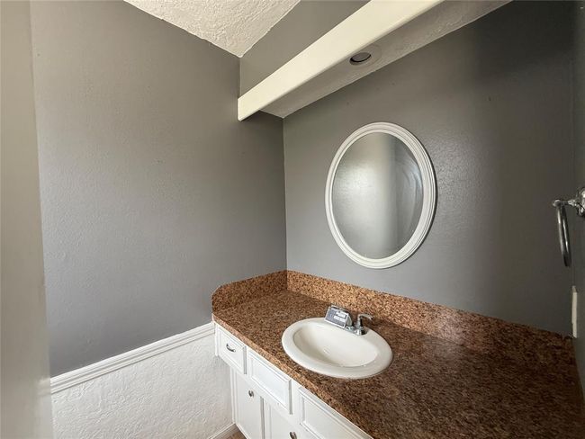 Half Bath | Image 10