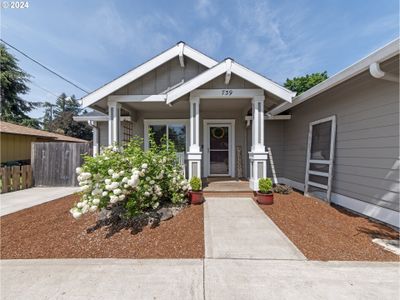 739 Nw Garibaldi St, House other with 3 bedrooms, 2 bathrooms and null parking in Hillsboro OR | Image 2