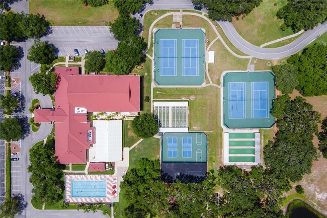 5512 Rosewall Cir, House other with 2 bedrooms, 2 bathrooms and null parking in LEESBURG FL | Image 39