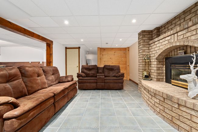 24 Valleyview Dr, House other with 3 bedrooms, 2 bathrooms and 6 parking in Oro Medonte ON | Image 25