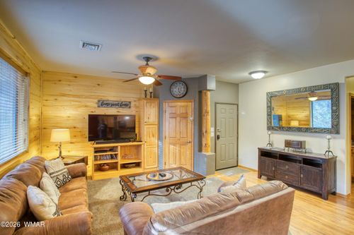 4520 Tatanka Loop, Show Low, AZ, 85901-3217 | Card Image