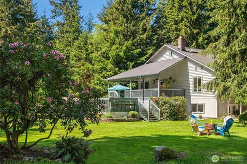 27428 97th Ave Sw, Vashon, WA, 98070-8637 | Card Image