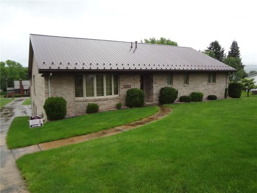 1 Bankie Dr, Latrobe, PA, 15650-2288 | Card Image