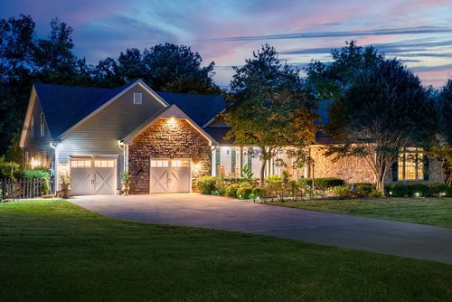 659 Cornwall Rd, Clarksville, TN, 37043-5723 | Card Image