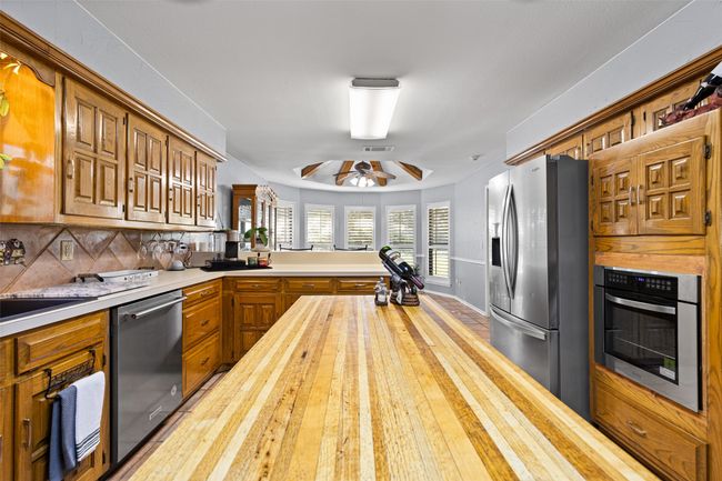 307 Smith St, Home with 3 bedrooms, 5 bathrooms and null parking in Naples TX | Image 6