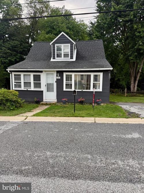 1628 Cherry St, Upper Chichester, PA, 19061-3010 | Card Image