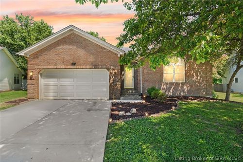 3039 Elisa Ct, New Albany, IN, 47150-9392 | Card Image