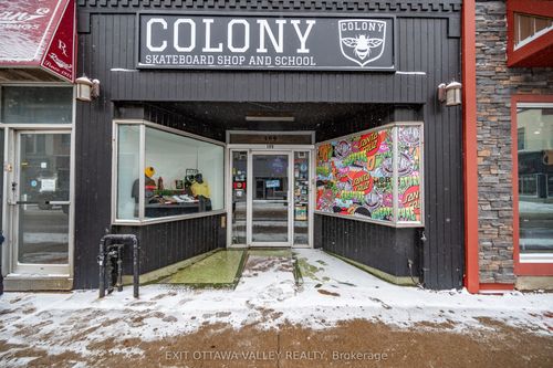 109 Pembroke St W, Pembroke, ON, K8A5M7 | Card Image