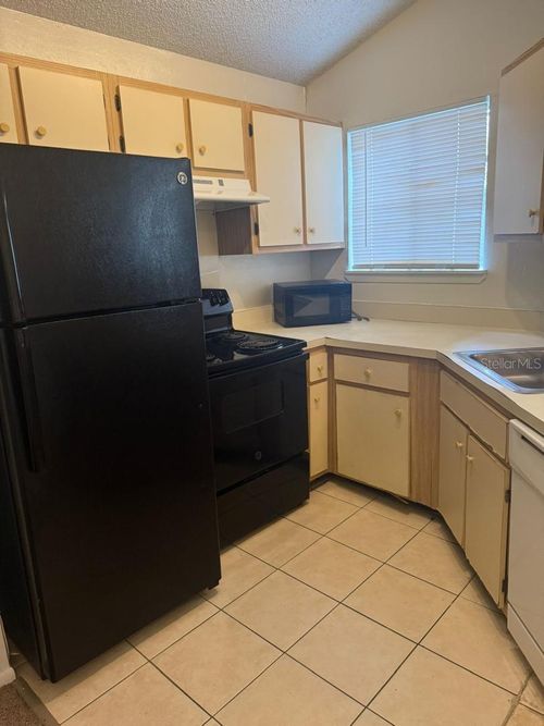 apt-187-1972 Lake Atriums Cir, ORLANDO, FL, 32839-5326 | Card Image