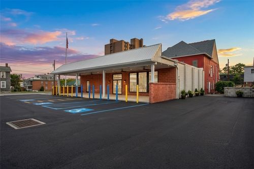 1 Zia Maria Way, Connellsville, PA, 15425-3115 | Card Image