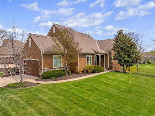 21399 W 116th St, Olathe, KS, 66061-6640 | Card Image