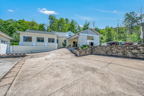 831 Montdale Rd, Scott Twp, PA, 18447-7832 | Card Image