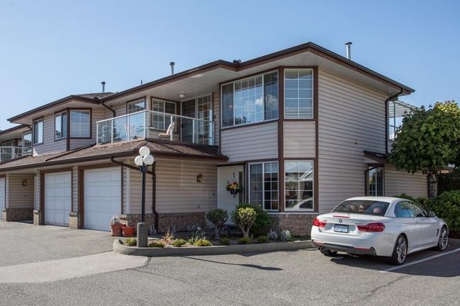 37 - 32659 George Ferguson Way, Townhouse with 2 bedrooms, 1 bathrooms and 1 parking in Abbotsford BC | Image 1