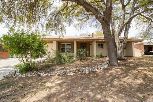 11011 Burr Oak Dr, San Antonio, TX, 78230-4331 | Card Image