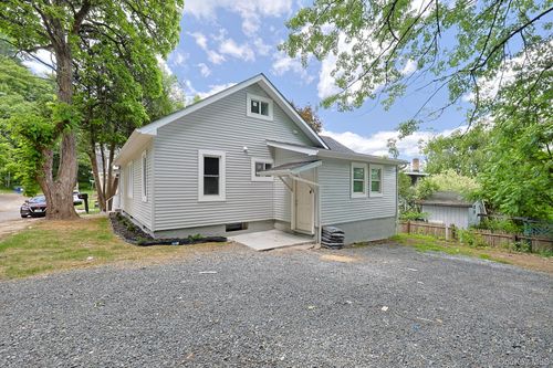 20 Nevins St, Ellenville, NY, 12428-2608 | Card Image