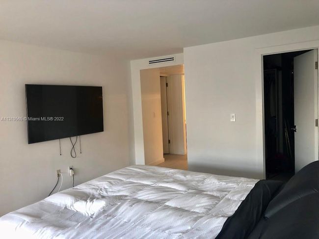 APT-1501 - 18071 Biscayne Blvd, Condo with 2 bedrooms, 2 bathrooms and null parking in Aventura FL | Image 12