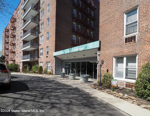 7d-55 Austin Pl, Staten Island, NY, 10304-2141 | Card Image
