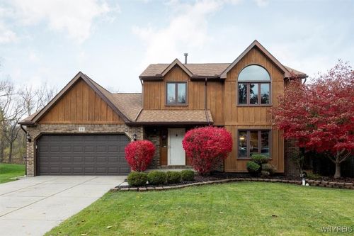 25 Cove Holw, West Seneca, NY, 14224-3937 | Card Image