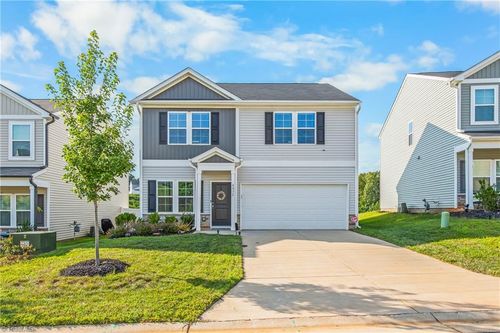 4832 Merganser Way, Kernersville, NC, 27284-6773 | Card Image
