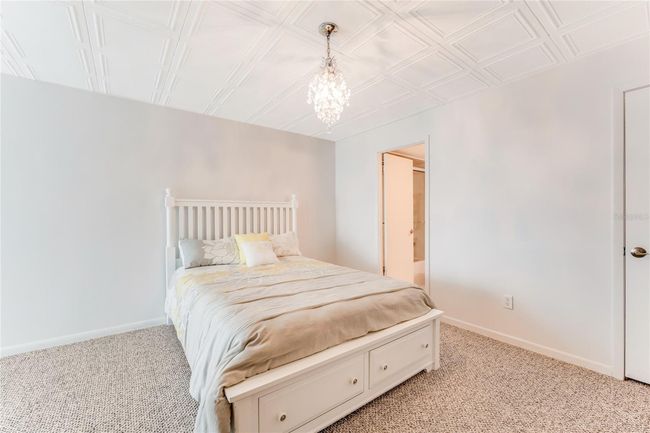 Bedroom with en suite bath | Image 16