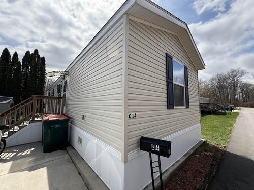 c14-8481 5th Avenue, Oak Creek, WI, 53154 | Card Image