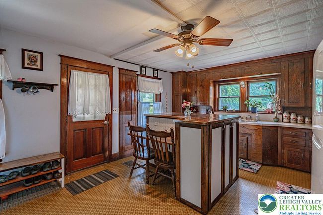 636 School Rd, House other with 2 bedrooms, 1 bathrooms and null parking in Nazareth PA | Image 16