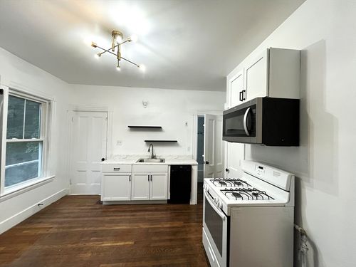1-168 Elliot St, Newton, MA, 02464-1251 | Card Image