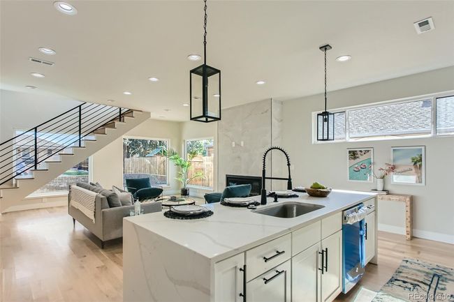 2040 W 45 Th Ave, House other with 3 bedrooms, 4 bathrooms and 2 parking in Denver CO | Image 10