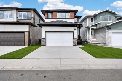 2530 44 Street S, Lethbridge, AB, T1K8L6 | Card Image
