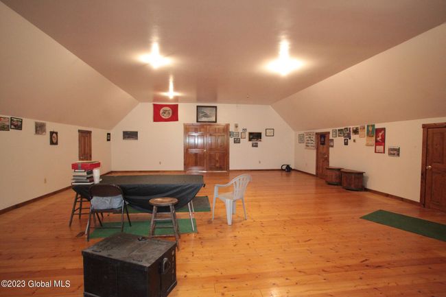 POSSIBLE SECOND LIVING SPACE | Image 71