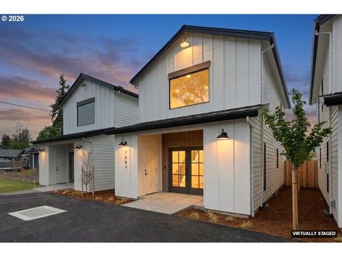 7884 Se 70th Ave, Portland, OR, 97206-8734 | Card Image