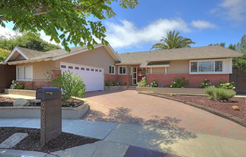 2635 Hacienda Way, Santa Barbara, CA, 93105-4140 | Card Image