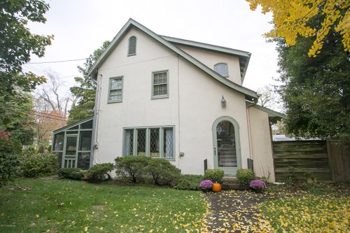 9 Rebel Rd, Louisville, KY, 40206-1434 | Card Image