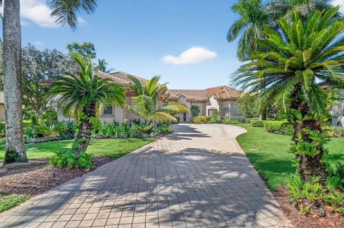 2525 Seminole Cir, West Palm Beach, FL, 33409-7460 | Card Image