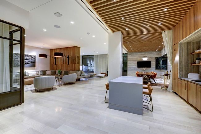 First floor amenities | Image 40
