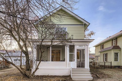 2821 E 26th St, Minneapolis, MN, 55406-2393 | Card Image