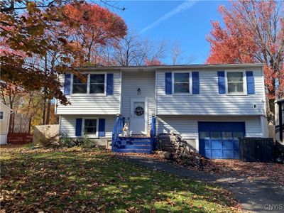 82 Ripplebrook Lane, House other with 4 bedrooms, 2 bathrooms and null parking in Manlius NY | Image 1