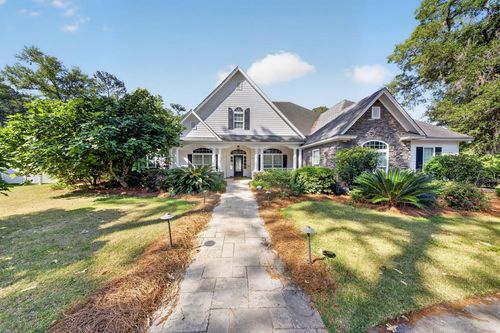 4215 Oak Forest Dr, Valdosta, GA, 31602-5007 | Card Image