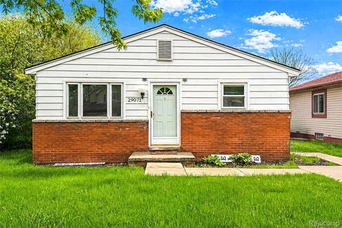 29071 Annapolis Rd, Westland, MI, 48186-5104 | Card Image